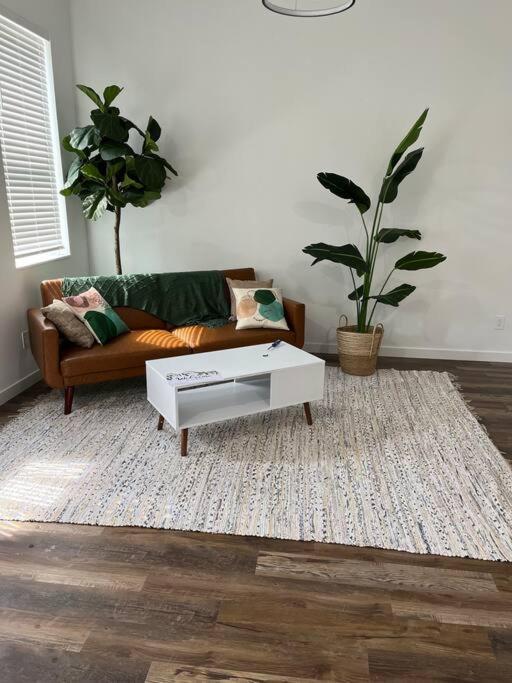 Luxury 2Br Within Walking Distance To Nightlife!! Villa Covington Exterior photo